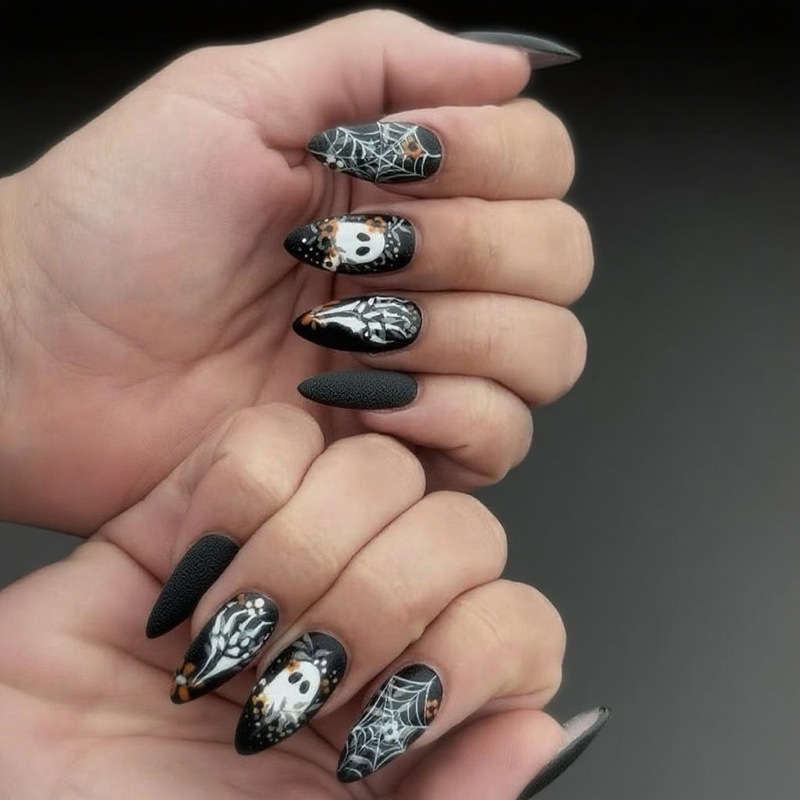 Halloween 24-Piece Black Matte Ghost Skull Flower Design Almond-Shaped Press-On Nails Nail Art Nail Tips