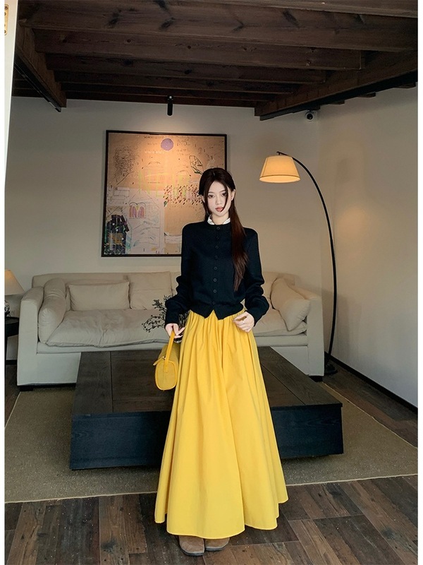 辣妹风黑色设计感针织开衫黄色高腰A字裙伞裙女2025秋季新款套装|undefined