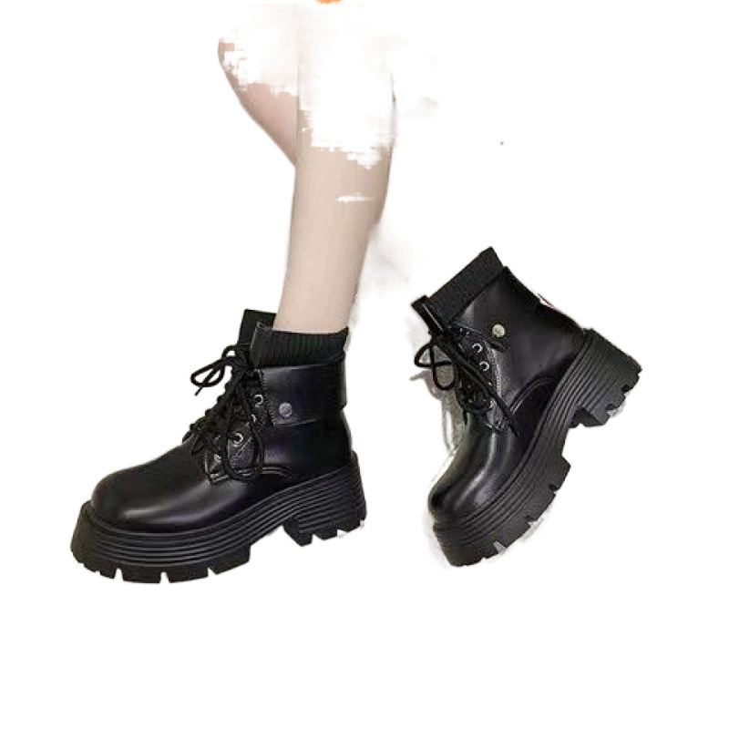 Martens, demi-season low boots platform
