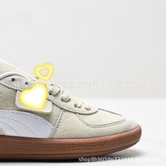 Xiaohongshuは、男性と女性のカップル向けのMajiaヴィンテージレトロ単品滑り止め耐摩耗性ロートップドイツ訓練スニーカーを推奨しています