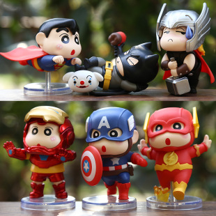 New Cartoon Hero COS Small New Handmade Model Creative Office Desktop Girl Heart Healing Small Ornaments