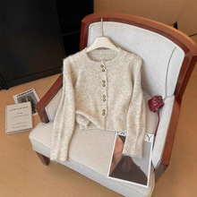 �ﶬ���߼����^���}�Q�tɫ�_��ë��Ů2024���@�����zᘿ���������