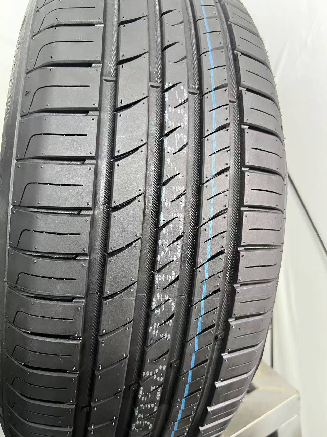 Supports cross-border Jingsuochi tires, brand new genuine 205/55R16 original matching sports control tires