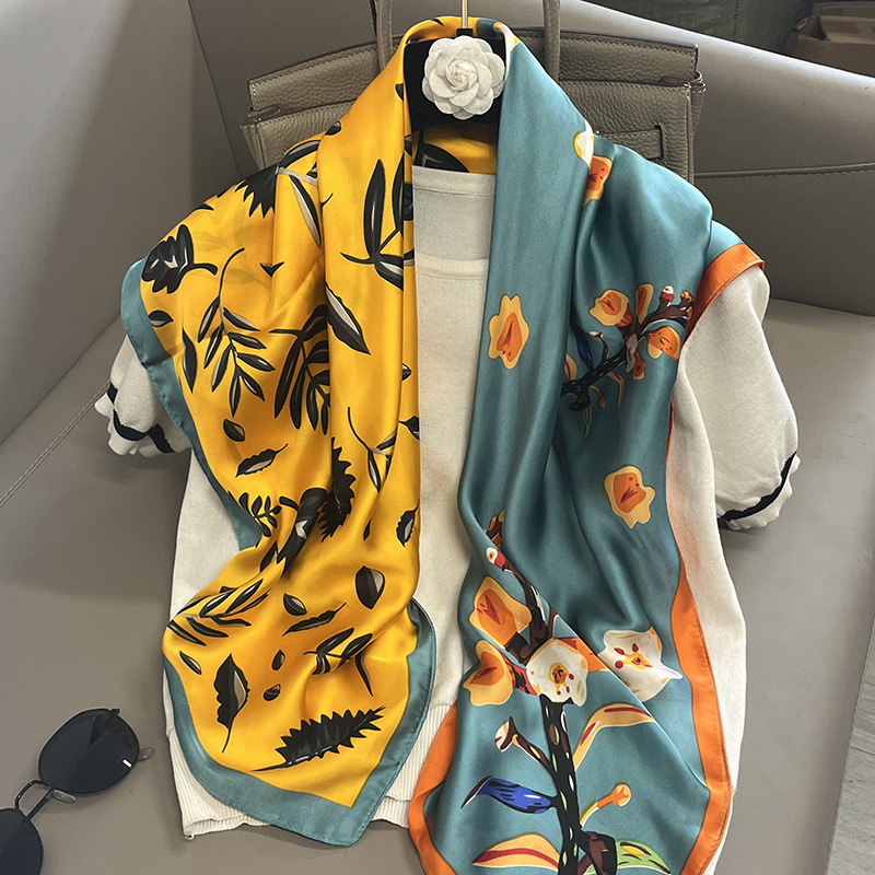 만화 꽃 잎-노란색