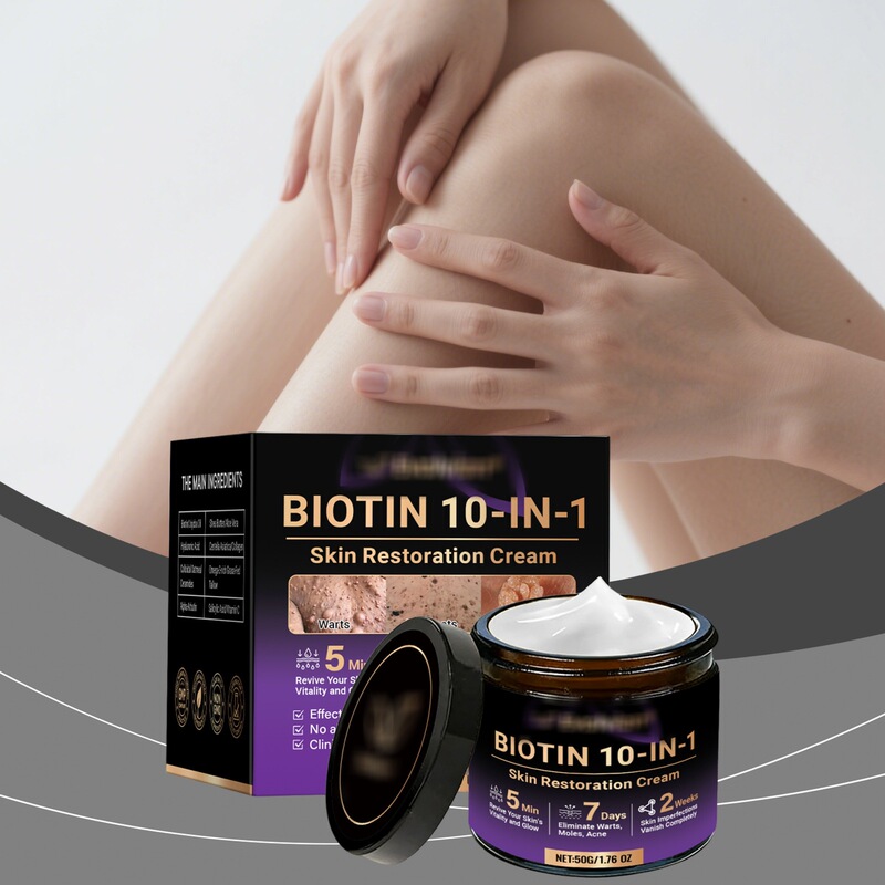Skin Moisturizing Care Cream. Smooth and Gentle Moisturizing Care Cream for the Skin of the Back of the Body Skin Moisturizing Care Cream. Smooth and Gentle Moisturizing Care Cream for the Skin of the Back of the Body