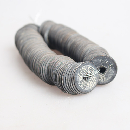 Manufacturer of 2.7cm brass copper coins, Five Emperors coins, antique coins, Feng Shui supplies, antique copper coins wholesale