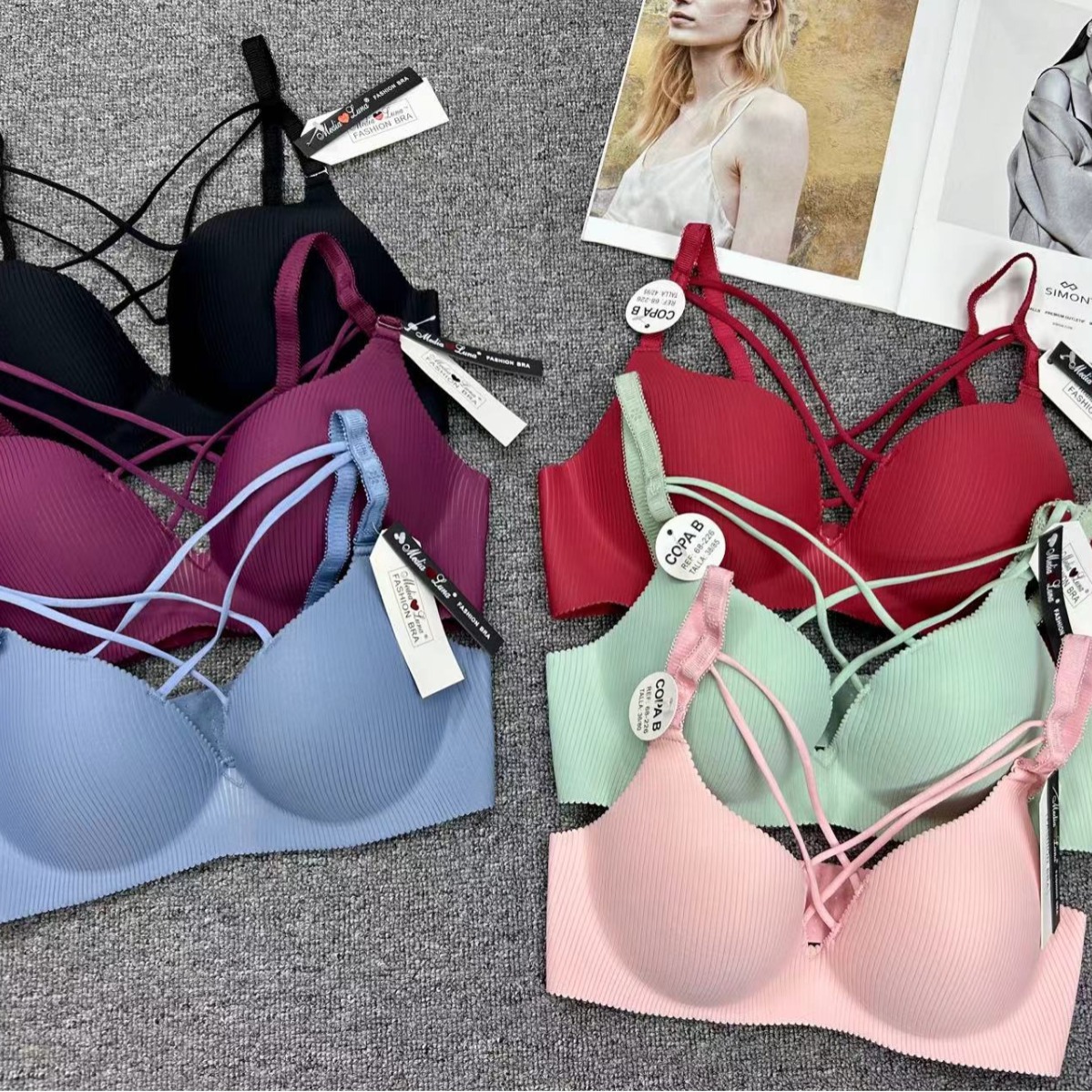 Misceláneos fuera de una sola pieza de nueva ropa interior lisa sin marcas sexy sin anillo de acero sujetador de pecho contra caída sujetador