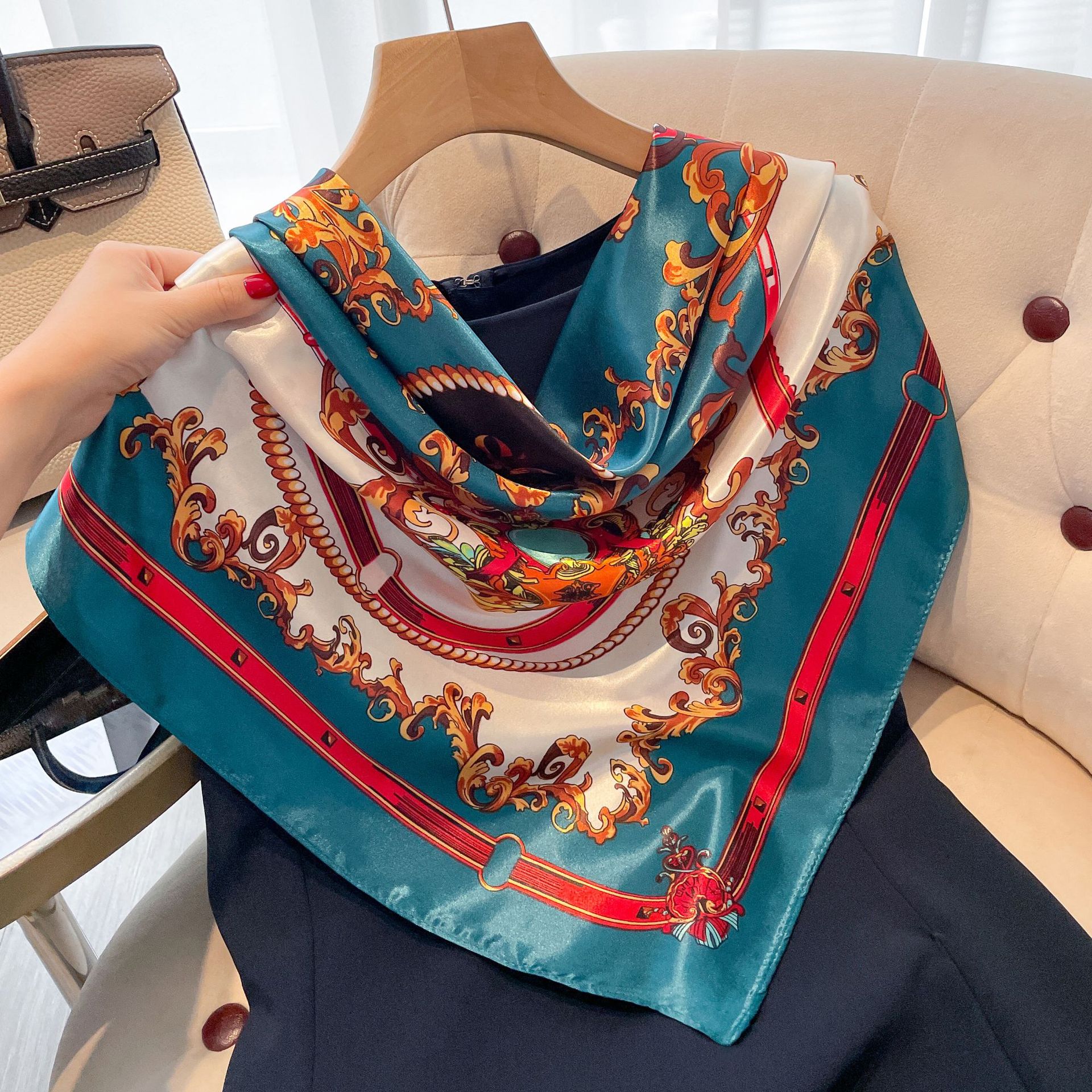 Lenço grande de cetim estampado de 90cm para o verão feminino, xale fino de proteção solar, imitação de seda, cachecol elegante_voghion.com