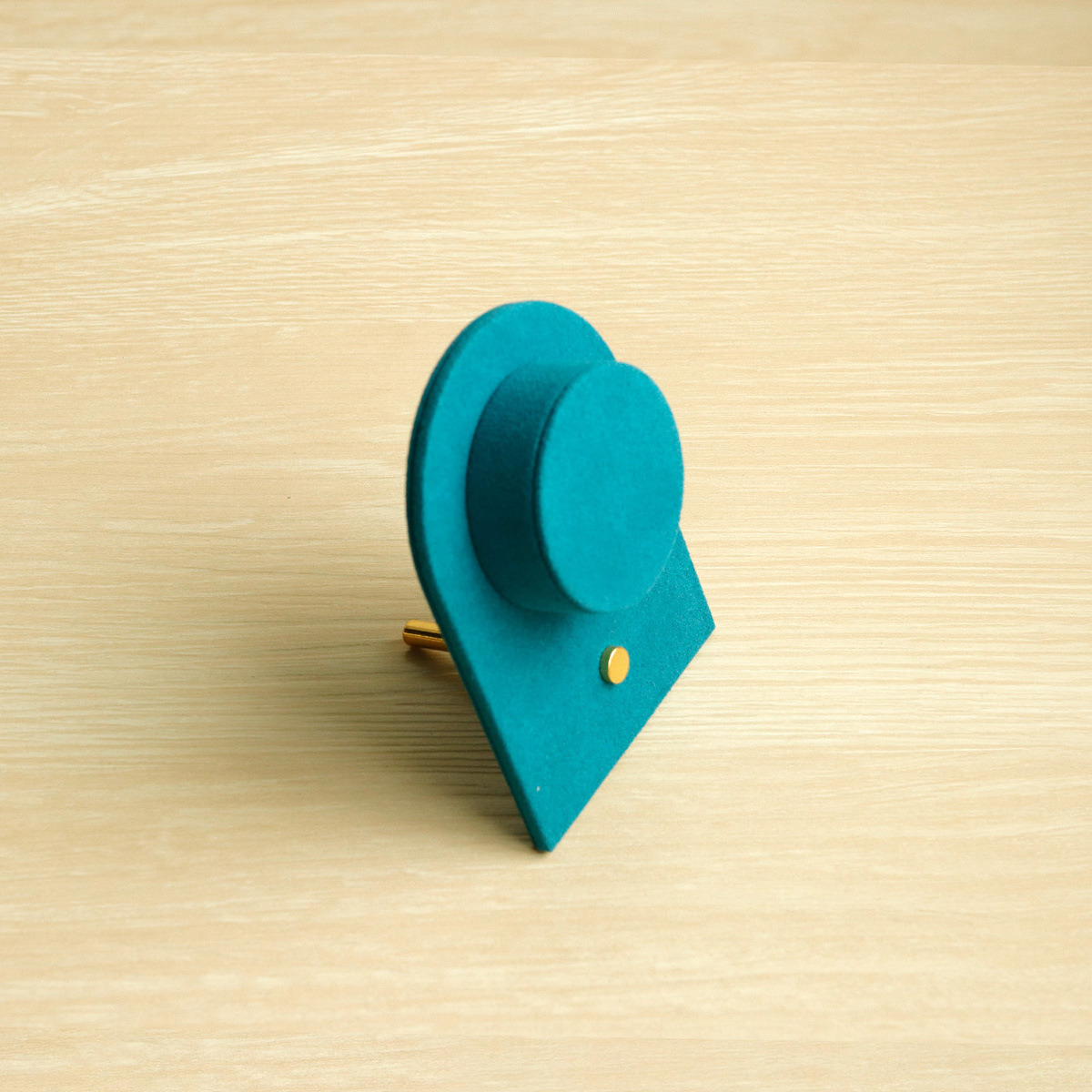 ����չʾ�ܴ��⸴�ŷ������ִ��������������ɰڼ����̳��е���