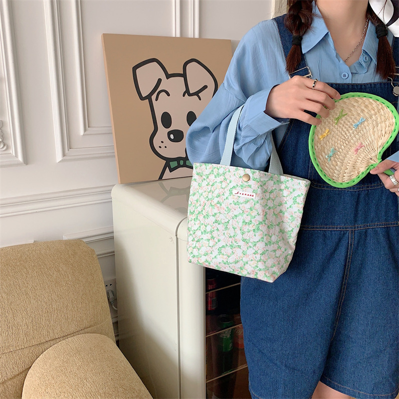 75g Weight Magnetic Buckle Closure Type Top Handle Strap Type Handbag Bags Type Casual Occasion Canvas Material Flower Pattern Spring&Summer Season Women's Gender Vacation Style Square Shape Women's Canvas Flower Vacation Square Magnetic Buckle Handbag 38