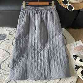 夹棉加厚半身裙女2025秋冬菱格大摆裙宽松中长a字伞裙