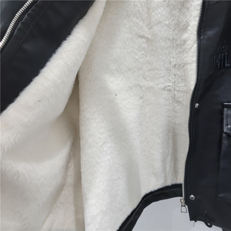 Carta de estilo americano más veludo engrosado lazos chaqueta de cuero PU chaqueta de mujer herramientas sueltas de bolsillo grande chaqueta de locomotora