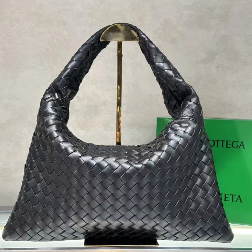 2024 여름 새로운 공장 직접 배치 BV 짠 손으로 휴대용 겨드랑이 가방 크로와상 메신저 가방 이중 사용 가능