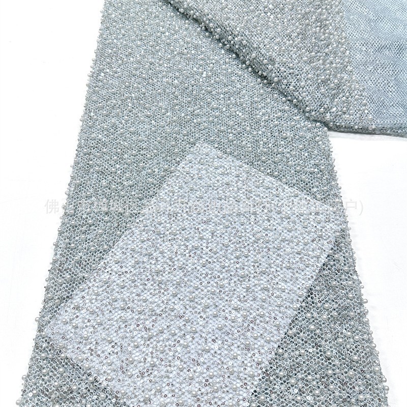 Tejido de malla elástica transpirable de perlas de tamaño pequeño y pequeño para brindis de pecho cola de pescado vestido de banquete tela de paño