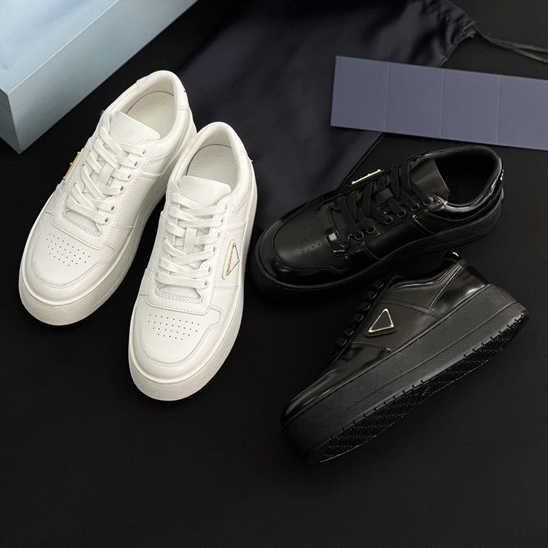Produced in Dongguan, Cabinet-Grade Quality! Good News for Petite Individuals! Lightweight Casual Sneakers for Women with Inverted Triangle Thick Soles and Height-Increasing Features Produced in Dongguan, Cabinet-Grade Quality! Good News for Petite Individuals! Lightweight Casual Sneakers for Women with Inverted Triangle Thick Soles and Height-Increasing Features