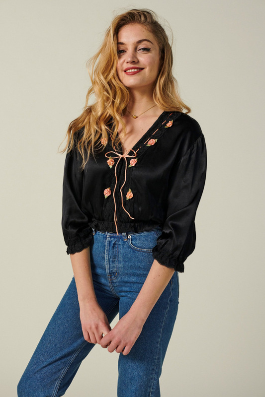 Cross-Border Export Women's Clothing Manufacturer Ro Spring and Summer New Satin Glossy Lace Pink Color Rope Lace Shirt Women's Tops