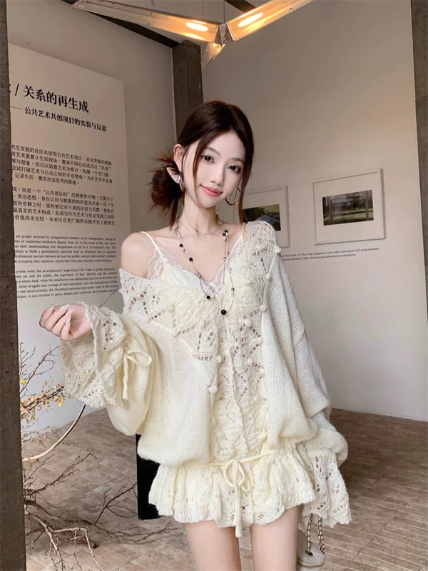 新款韩系秋装镂空针织衫V领气质宽松慵懒风毛衣ins同款百搭|undefined