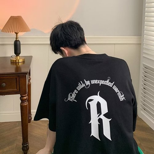 Cross-border Instagram short sleeve t-shirt for men, Hong Kong-style printed crew neck t-shirt, Hong Kong-style simple and versatile trendy brand five-finger top.