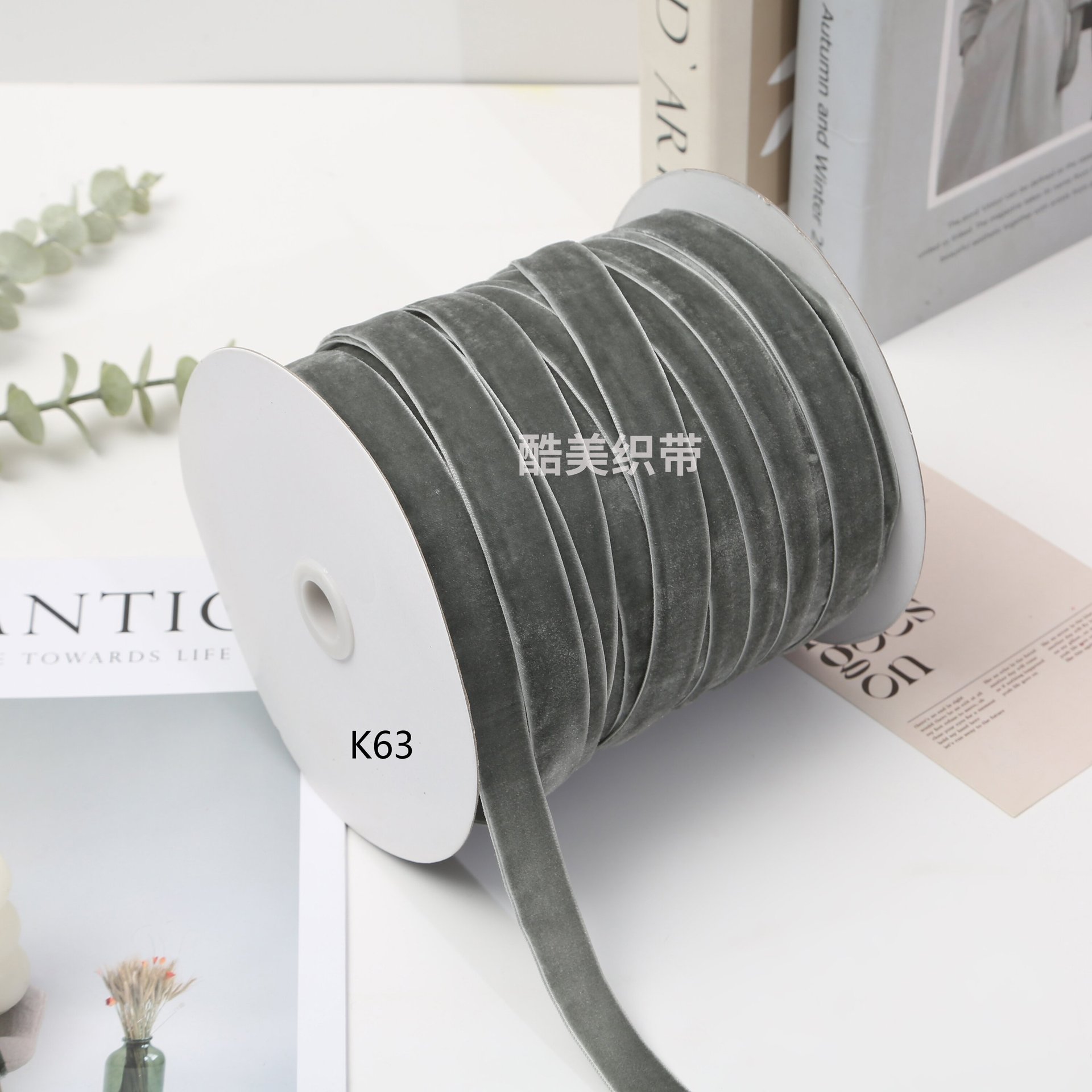 Stock 1.5cm / 2cm / 2.5cm unilateral cinta de terciopelo de terciopelo de color diy arco hecho a mano