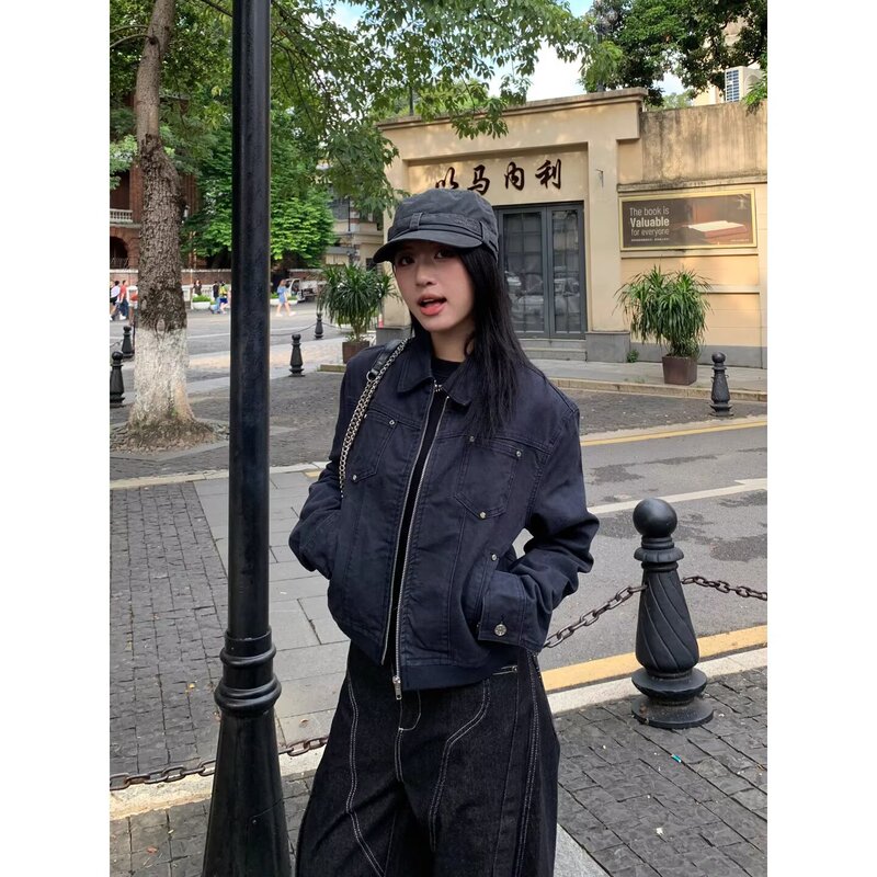 2025 Fashion American High Street Vibe Washed Distressed Denim Jacket for Men and Women Loose Work Jacket Couple Autum 2025 Fashion American High Street Vibe Washed Distressed Denim Jacket for Men and Women Loose Work Jacket Couple Autum