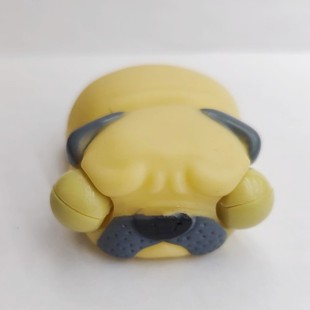 New exotic vinyl squinting satchel dog pinch eye-breaking vent doll decompression trick funny toy factory direct sales