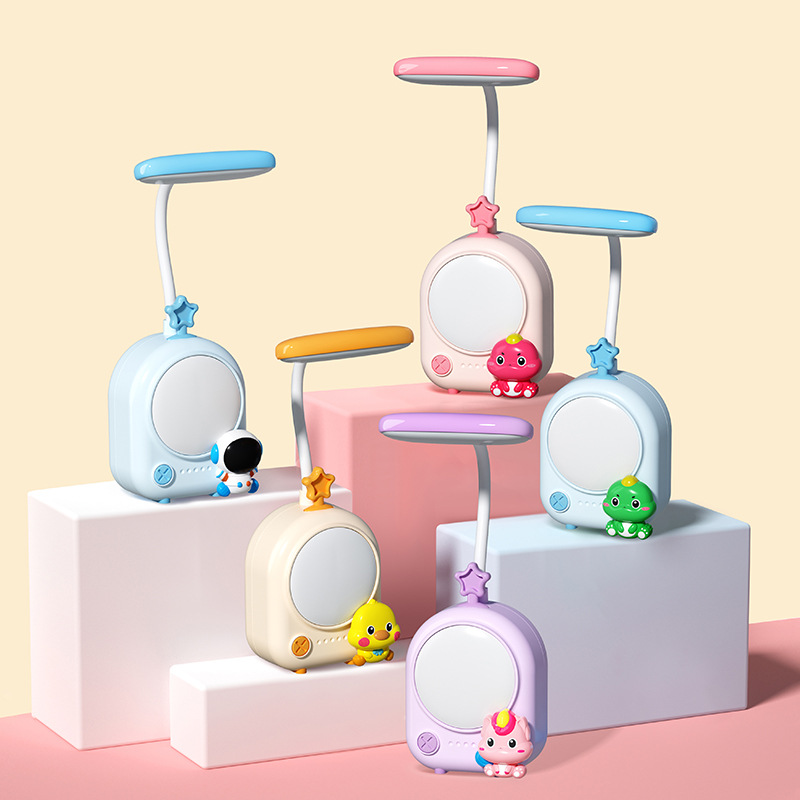 Nuevo producto linda mascota pequeña luz de noche dormitorio luz de sueño luz cálida recargable estudiante aprendizaje luz vida de regalo creativo