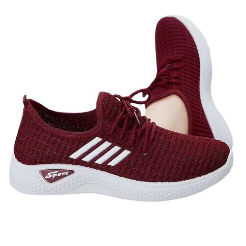 New Flying Weaver Sports Shoes Spring and Summer Soft Sole Casual Mom Shoes Mesh Low-top Running Student Shoes