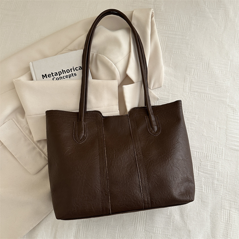 2024 invierno de alta calidad sensación de gran capacidad bolso de moda de mujer de viaje bolso de hombro casual versátil bolso de brazo de mujer