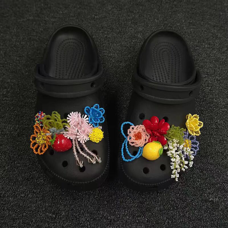 Hot-Selling Handmade 3D Beaded Accessories for Crocs Shoes, High-End Colorful Dopamine-Style Beautiful Shoe Decorations