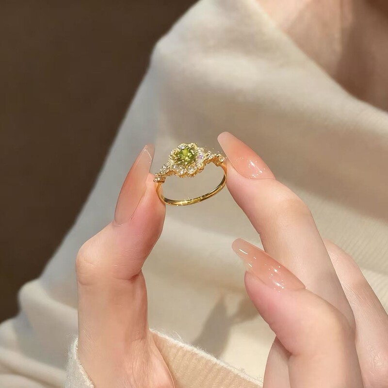 Vintage French Olive Green Adjustable Ring for Women, Light Luxury Niche Style, Simple Versatile Trendy Ring