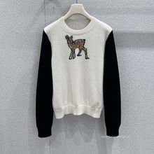 小鹿嵌花长袖拼色毛衣 减龄休闲风显瘦百搭圆领上衣秋冬 ZT65119