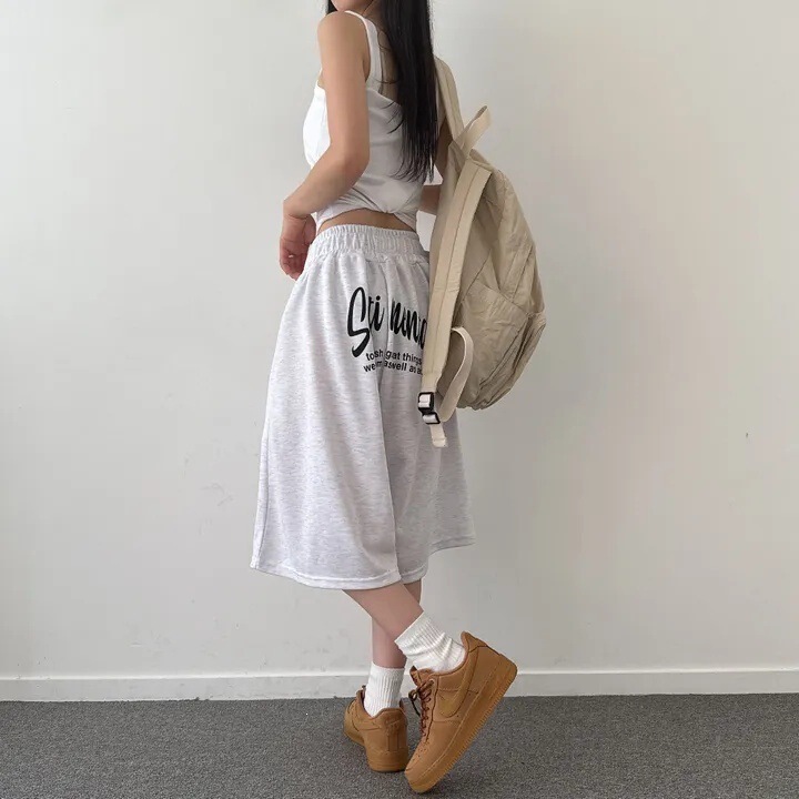 Manufacturer's Large Size Korean Style Cropped Pants, New Summer Trendy Elastic Waist Niche Versatile Casual Shorts for Women, Simple and Sporty