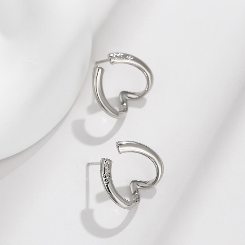 Pendientes de Aleación Xuping, Nuevos Pendientes Simples en Forma de Corazón, Pendientes de Corazón de Alta Gama de Celebridades de Internet, Pendientes de Estilo Nicho, Joyería para Mujer