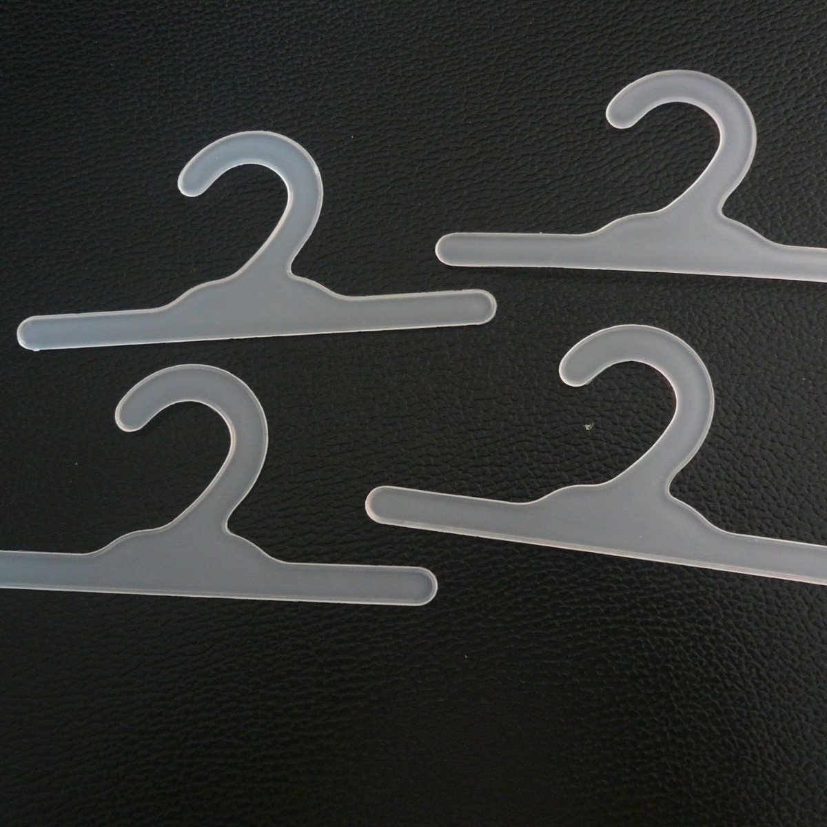 供应现货塑料挂勾厂家批发单勾袜勾小塑胶袋钩小礼品袋勾3.25寸