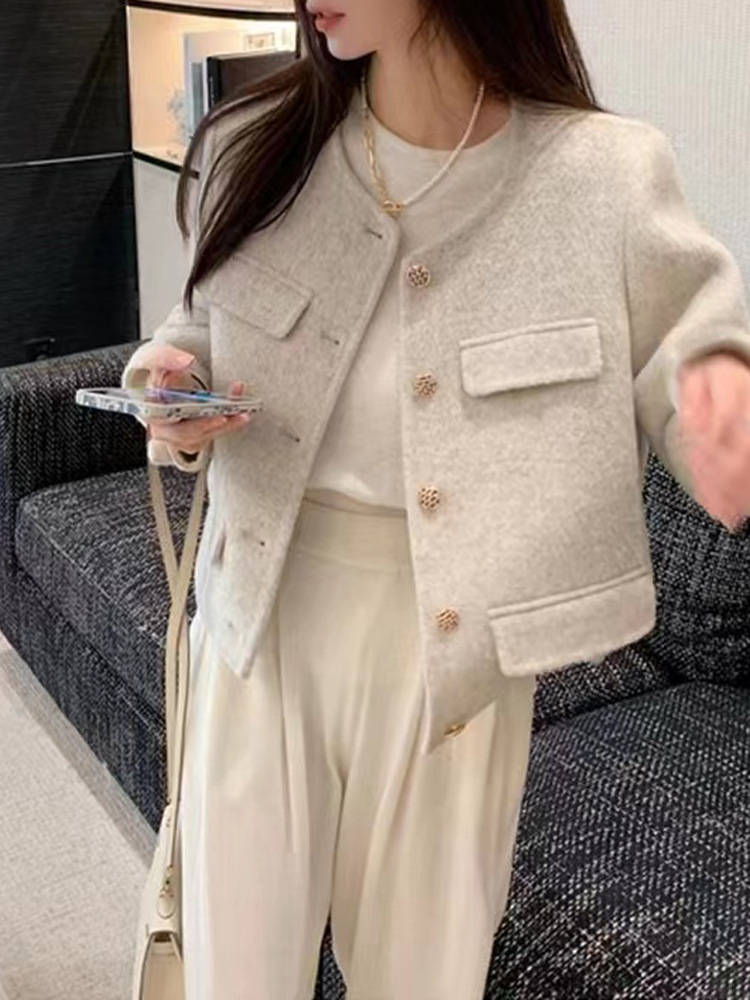 オフシーズン両面ウールコートショートスモールラウンドネックスモールフレグランススタイル通勤ウール両面ウールコート女性用