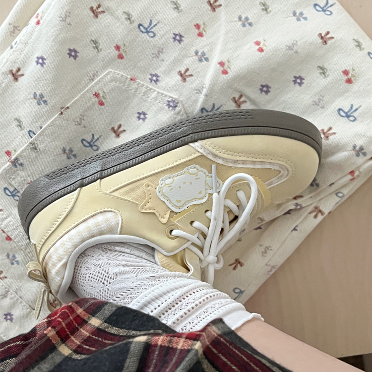Jiyu coreano zapatos de suela gruesa para mujeres 2025 nuevo otoño versátil chic zapatos blancos lindos cómodos zapatos casuales mujeres