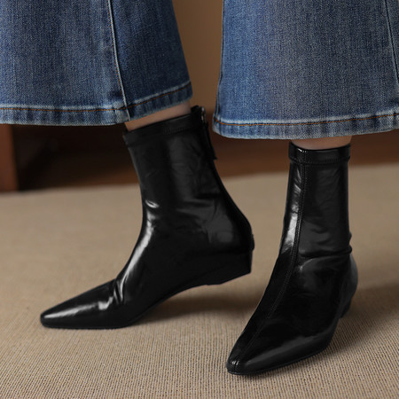 2cm低跟弹力短靴女2025秋冬季新款米白色尖头气质后拉链瘦瘦靴子