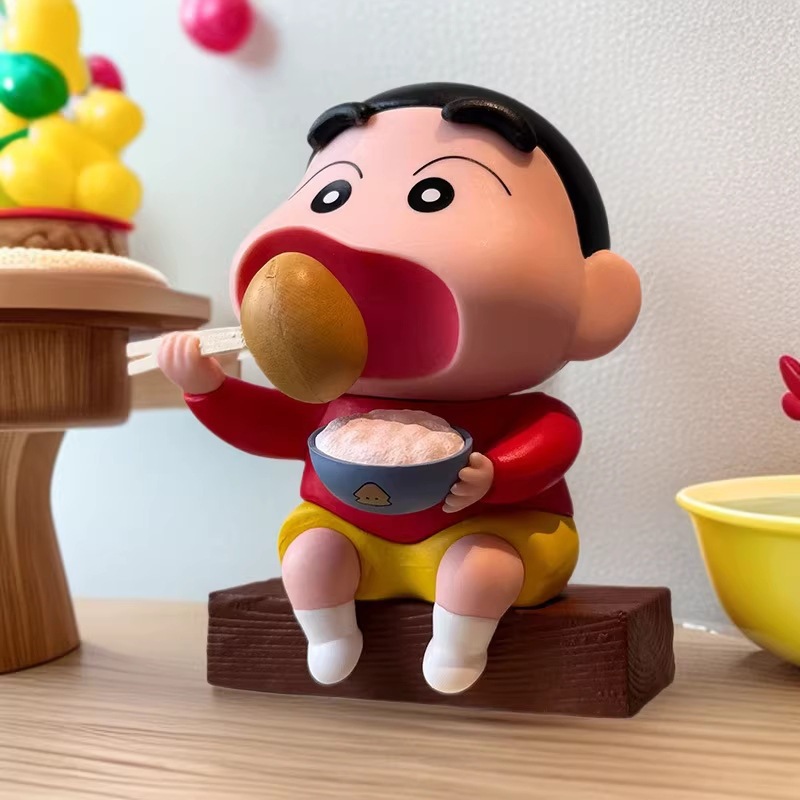 Crayon Shin-Chan Eating Potato Car Decoration Cute Cartoon Car Creative Desktop Decoration Gift