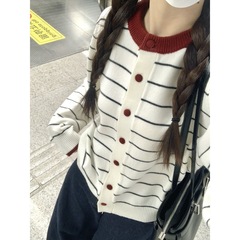 初秋穿搭女撞色条纹毛衣开衫外套单排扣休闲打底上衣时髦慵懒长袖