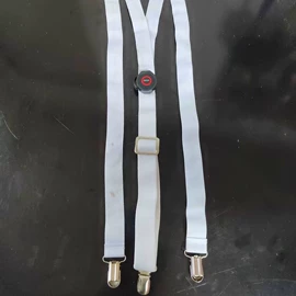 证件卡、挂绳;助威道具;吊裤带、背带