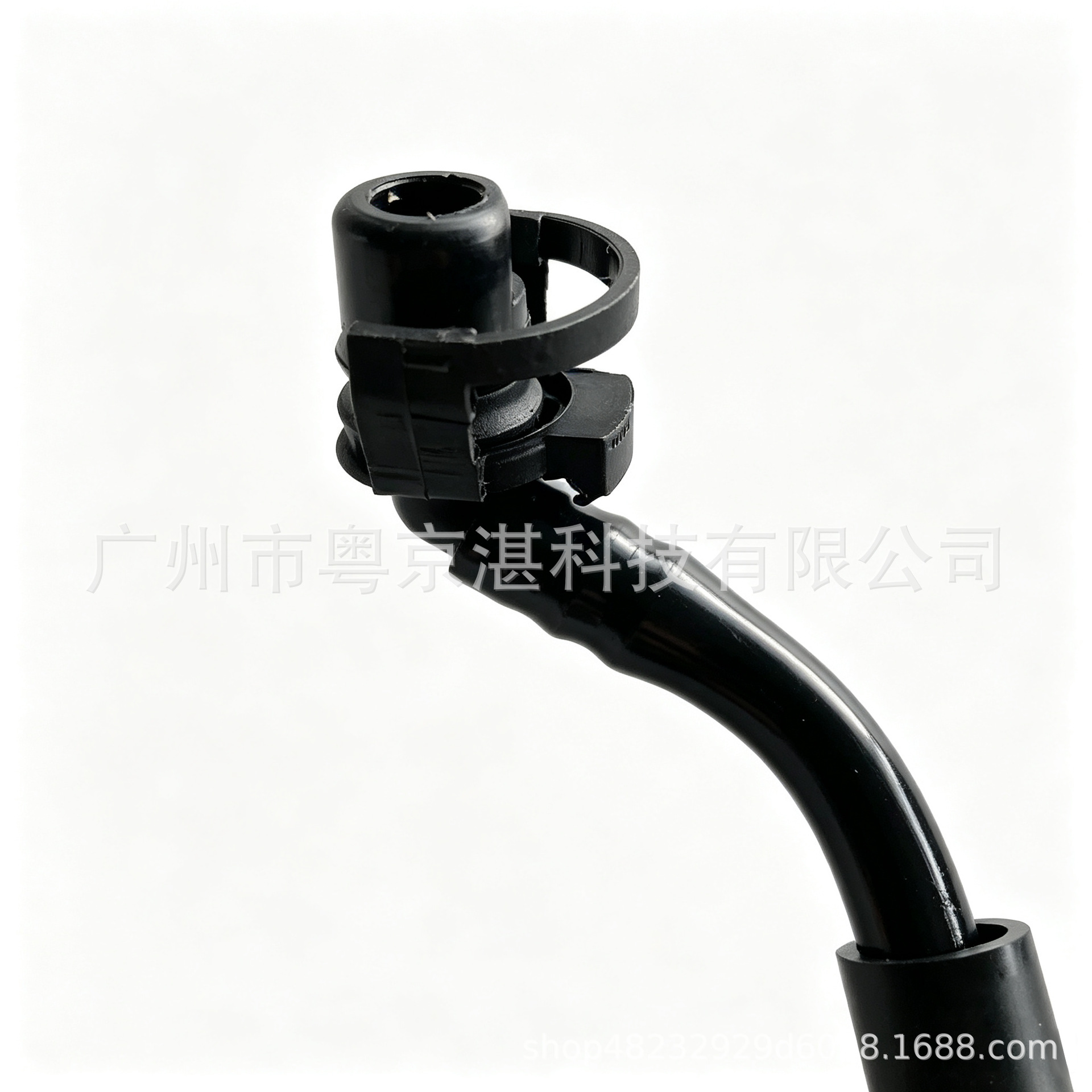 LR131382 antifreeze coolant reservoir hose, suitable for Land Rover Defender and Discovery 5, cooling hose, automotive water pipe