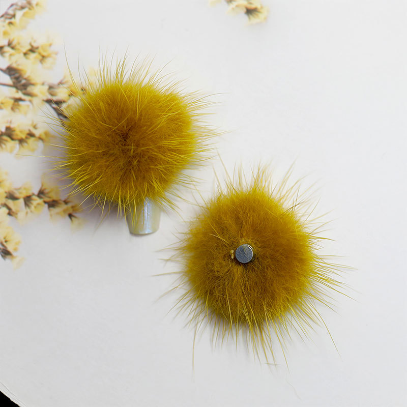 Imán desmontable Bola de Pelo uñas joyería Internet celebridad nuevo invierno visón terciopelo linda chica corazón decorativo hebilla magnética