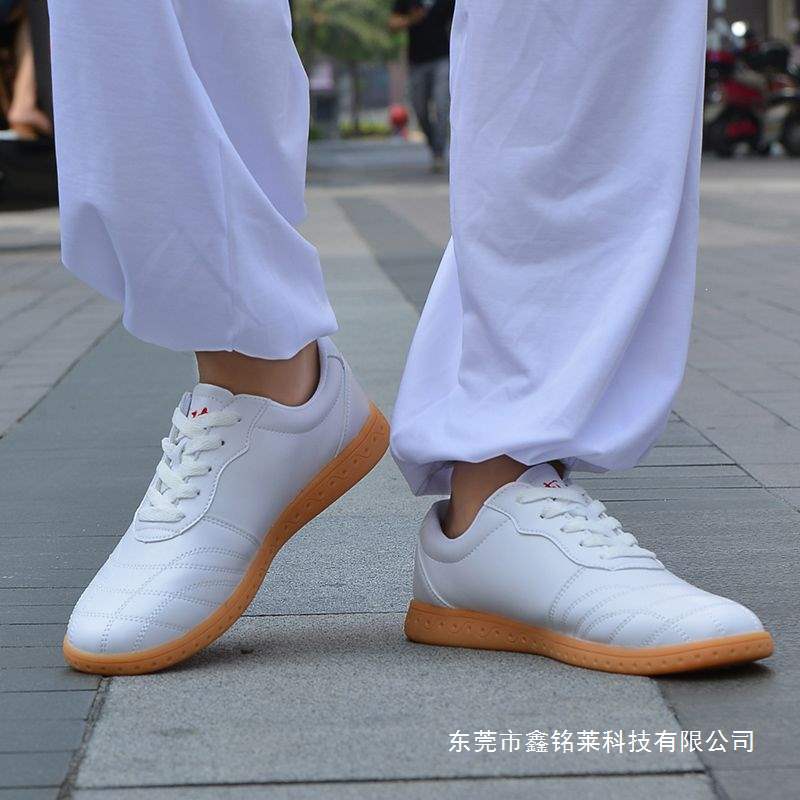 Chenjia Gou Tai Chi shoes for women, soft cowhide martial arts shoes for men, with cow tendon soles, Tai Chi practice shoes, breathable sports shoes