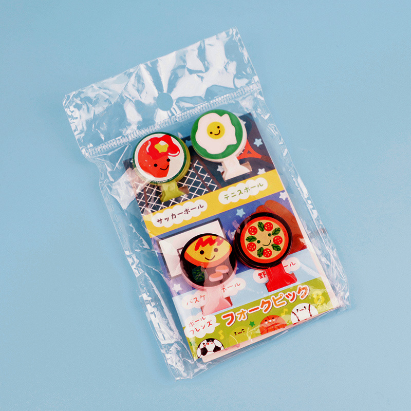 Cartoon japonés encantador tenedor de fruta transfronterizo venta caliente stick de fruta creativa decoración mini tenedor de fruta al por mayor