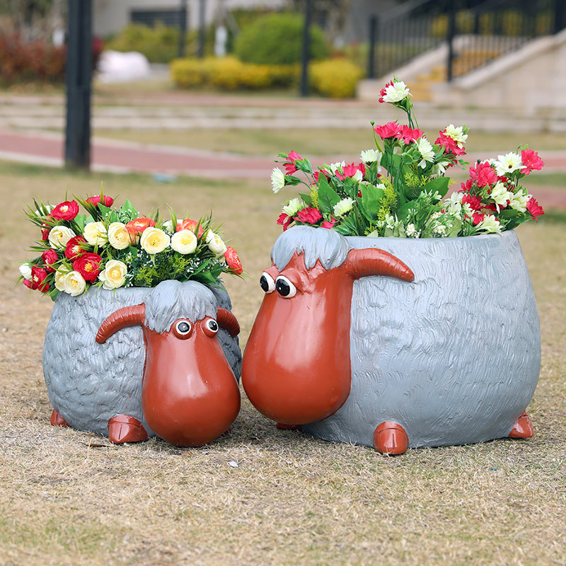 Outdoor Cartoon Sheep Stool Decoration Glass Fiber Reinforced Plastic Animal Flower Pot Flower Tank Flower Garden Landscape Courtyard Lawn Decoration Outdoor Cartoon Sheep Stool Decoration Glass Fiber Reinforced Plastic Animal Flower Pot Flower Tank Flower Garden Landscape Courtyard Lawn Decoration