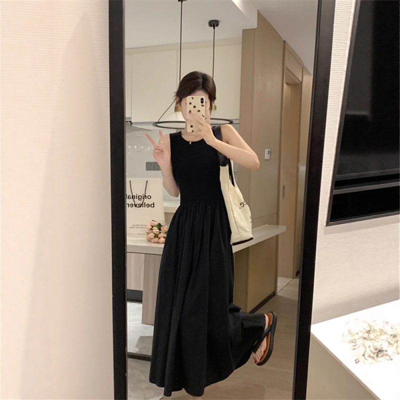女性のための白いノースリーブドレス夏 2025 新しいフレンチスタイルデザインミッドレングスベストサスペンダースカートトレンディ|undefined