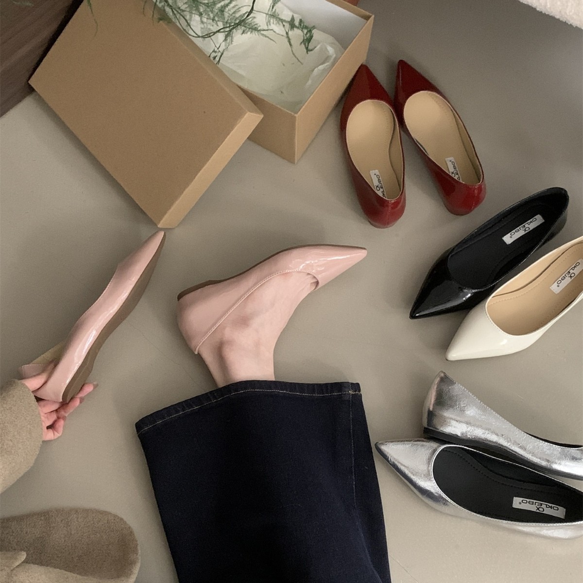 발가락이 약간 노출된 섹시한 순수한 욕망 싱글 슈즈, 포인티드 토 플랫 슈즈, 여성용 다용도 통근 슈즈