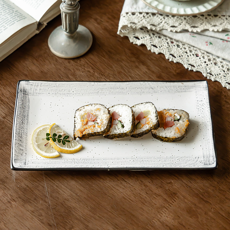 Plato de sushi de cerámica retrógrado platos de restaurante platos de bocadillos platos de estilo japonés platos domésticos al por mayor platos de pescado de gran tamaño