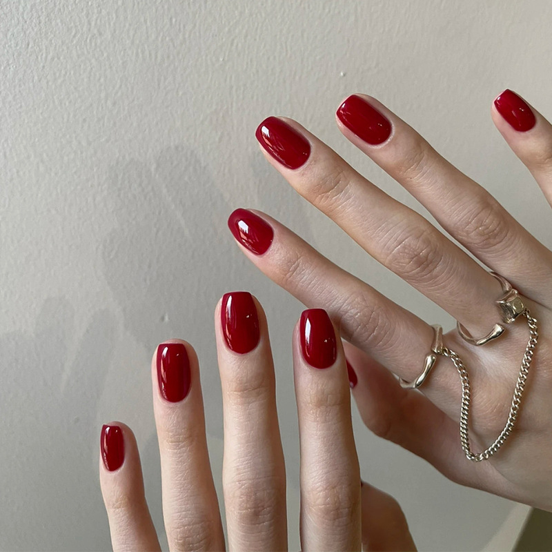 32 Pieces of Gel Manicure Autumn and Winter Short Square Head Cherry Red Pure Color Wearable Nails Removable Finished Fake Nails 32 Pieces of Gel Manicure Autumn and Winter Short Square Head Cherry Red Pure Color Wearable Nails Removable Finished Fake Nails