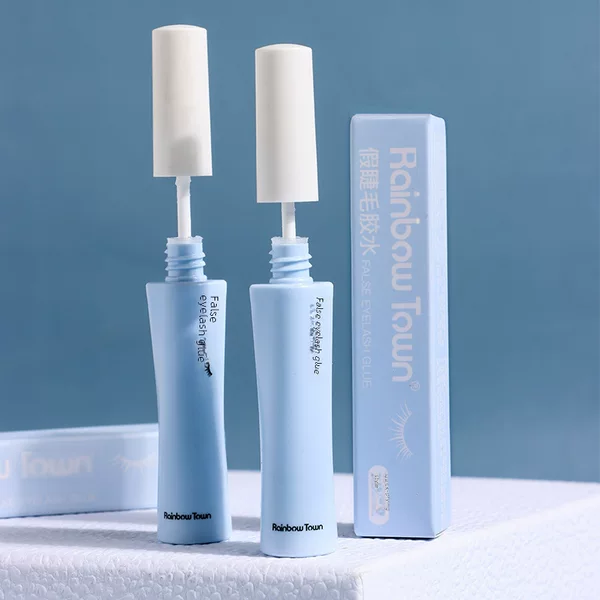 Rainbow Town False Eyelash Glue Is Long-Lasting, Gentle, Easy to Apply, Quick-Drying and Specially Designed for Sticking Eyelashes